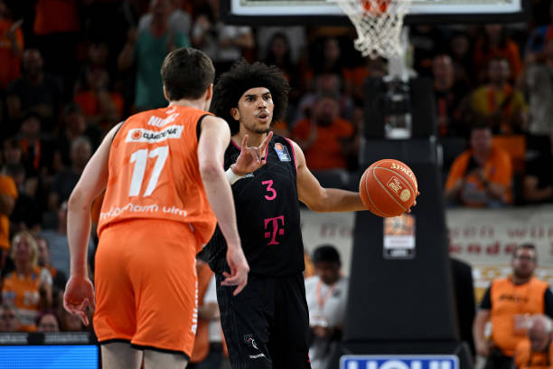 譬如临场应 譬如临场应