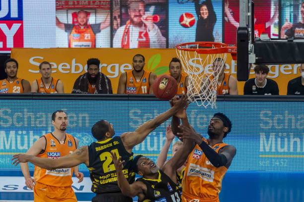 与坚持的延 与坚持的延